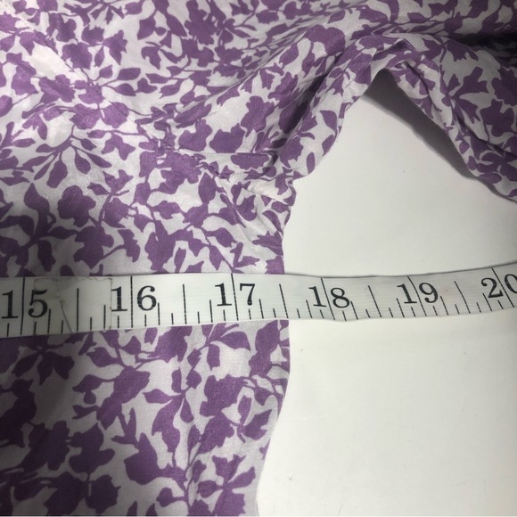 Banana Republic Floral Silk Lazer Cut Out Blouse, size XS - Picture 7 of 9